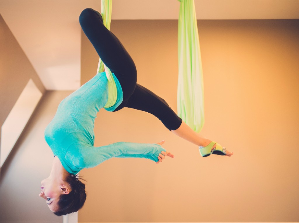 yoga swing antigravity move exercise